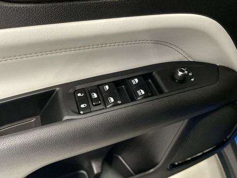 Used 2024 Jeep Compass Limited image 21