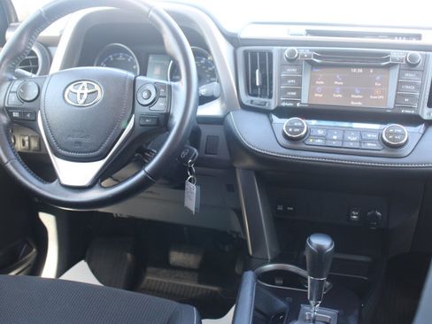 Used 2017 Toyota RAV4 XLE w/ All Weather Liner Package FWD image 21