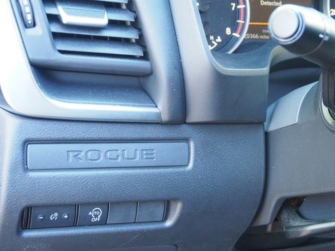 Used 2023 Nissan Rogue S FWD image 21