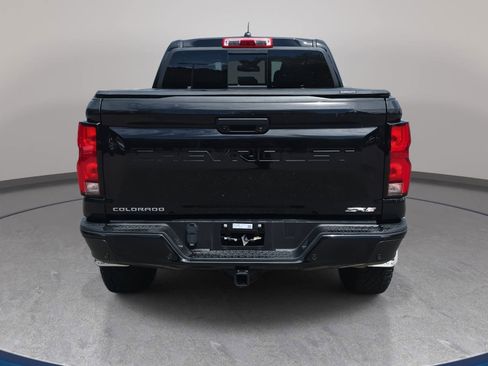 Used 2024 Chevrolet Colorado ZR2 w/ Technology Package image 6