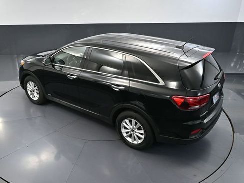 Used 2019 Kia Sorento LX image 52