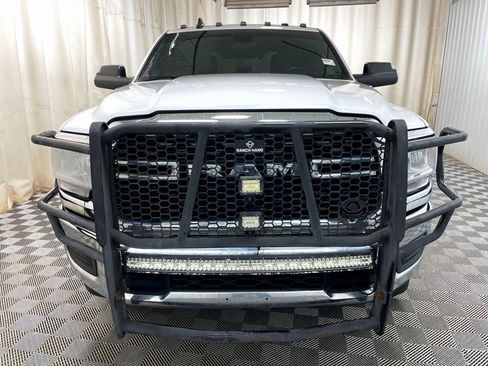 Used 2022 RAM 3500 Big Horn image 10
