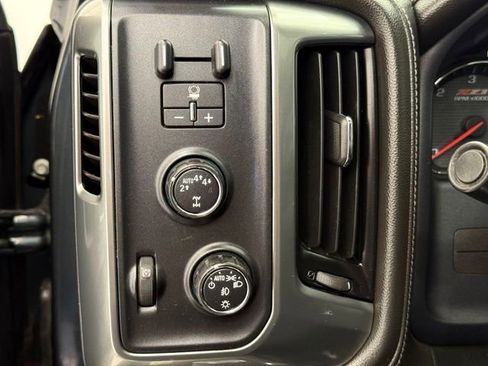 Used 2017 Chevrolet Silverado 1500 LTZ Z71 w/ LTZ Plus Package AWD/4WD image 32