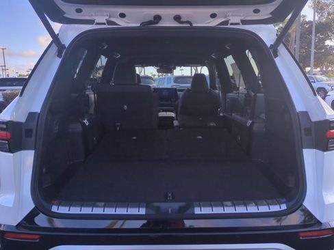 New 2026 Lexus TX 500h AWD image 30