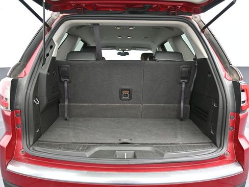 Used 2013 GMC Acadia SLT image 37