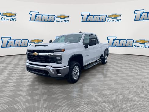 Used 2025 Chevrolet Silverado 2500 LT w/ Safety Package image 4