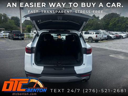 Used 2023 Chevrolet Blazer LT FWD image 32