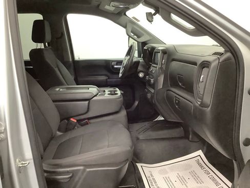 Used 2022 Chevrolet Silverado 2500 Custom w/ Custom Convenience Package image 23