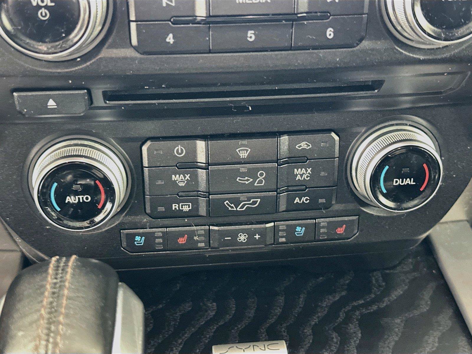 Used 2018 Ford F150 Platinum w/ Equipment Group 701A Luxury AWD/4WD image 9