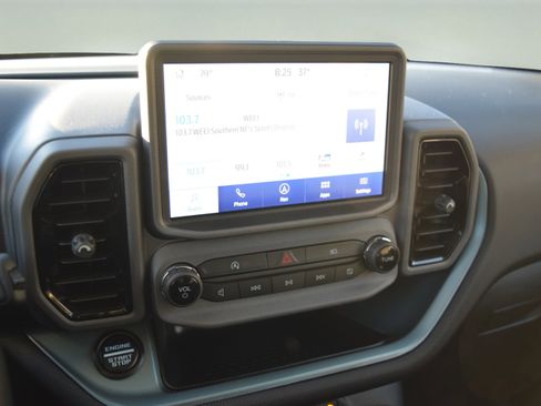 Used 2024 Ford Bronco Sport Badlands image 12