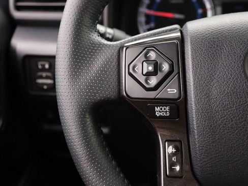 Used 2019 Toyota 4Runner TRD Off-Road Premium AWD/4WD image 12