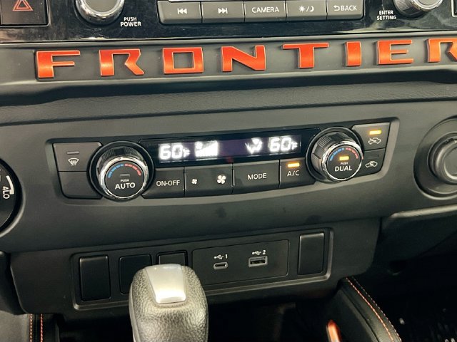 Used 2025 Nissan Frontier PRO-4X AWD/4WD image 11