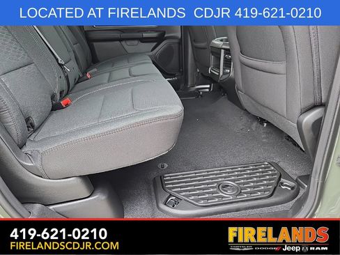 New 2026 RAM 1500 4x4 Crew Cab image 27