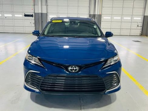 Used 2024 Toyota Camry LE image 12