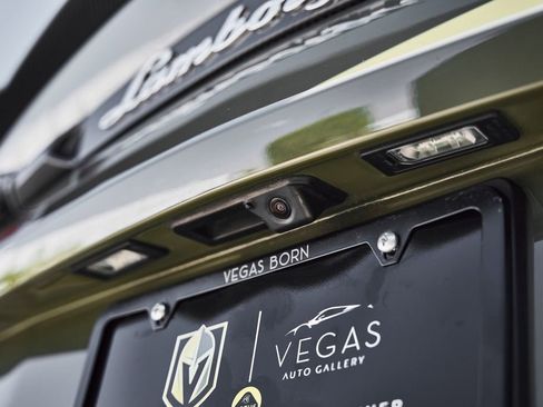 Used 2023 Lamborghini Urus Performante AWD/4WD image 21