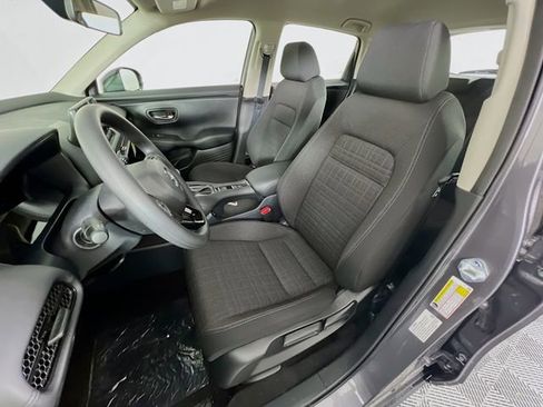 Certified 2025 Honda HR-V LX image 22