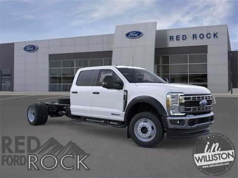New 2026 Ford F450 XL w/ XL Chrome Package image 1
