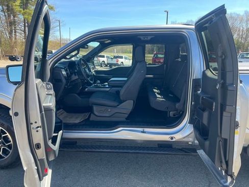 Used 2023 Ford F150 XLT w/ Equipment Group 302A High AWD/4WD image 16