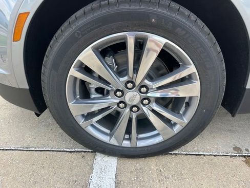 New 2026 Cadillac XT5 Premium Luxury w/ LPO, Floor Liner Package FWD image 44