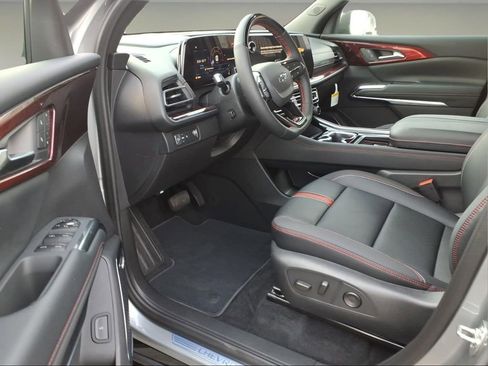 New 2026 Chevrolet Traverse RS FWD image 4