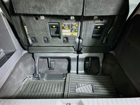 Used 2021 Toyota Sienna XSE image 30