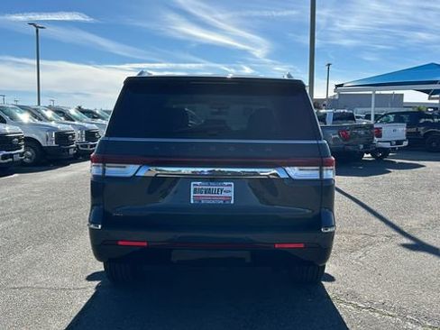 Used 2023 Lincoln Navigator Black Label image 4