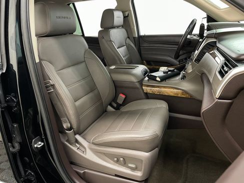 Used 2016 GMC Yukon Denali w/ Open Road Package AWD/4WD image 47