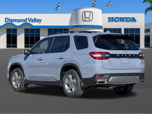 New 2026 Honda Pilot EX-L image 5