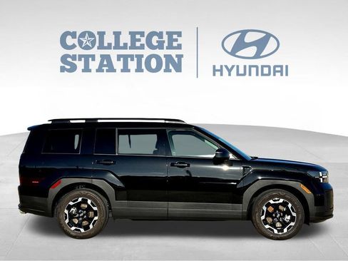 Used 2026 Hyundai Santa Fe SEL FWD image 11