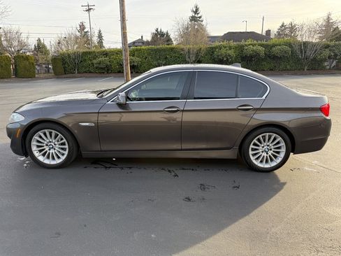 Used 2013 BMW 535i xDrive 535i xDrive image 4