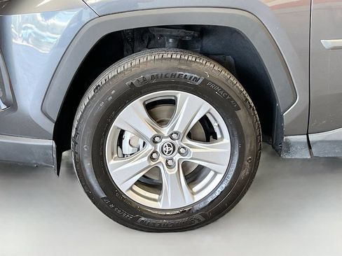 Used 2023 Toyota RAV4 LE AWD/4WD image 30