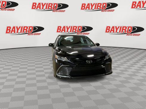 Used 2022 Toyota Camry LE FWD image 3