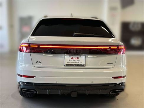 Used 2025 Audi Q8 Premium Plus image 5