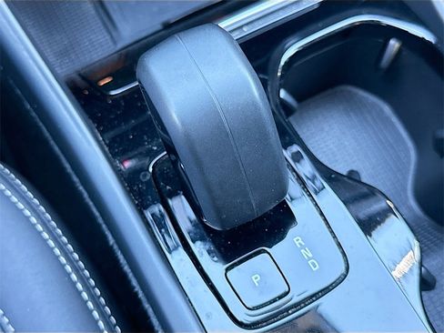 Used 2023 Volvo XC40 Recharge Ultimate w/ Protection Package Premier image 18