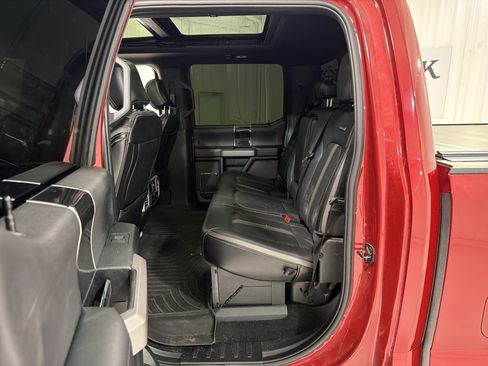 Used 2020 Ford F250 Platinum w/ FX4 Off-Road Package AWD/4WD image 5