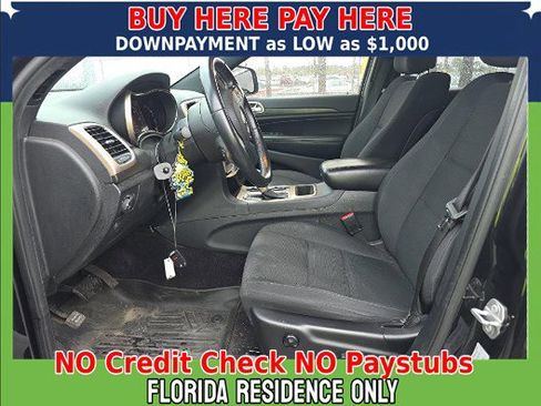 Used 2016 Jeep Grand Cherokee Laredo w/ Quick Order Package 23E image 10