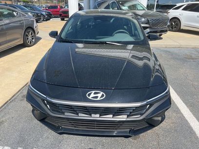 Used 2025 Hyundai Elantra Sport w/ Cargo Package