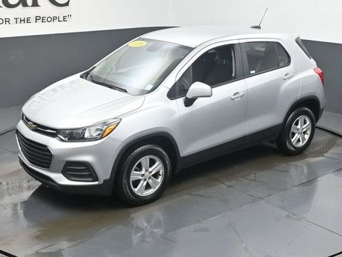 Used 2018 Chevrolet Trax LS image 44
