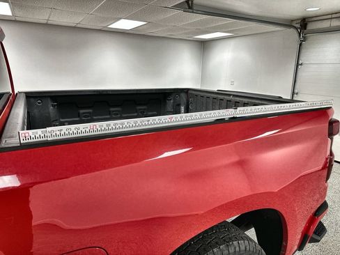 Used 2019 Chevrolet Silverado 1500 RST AWD/4WD image 32