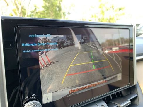 Certified 2025 Toyota RAV4 XLE Premium image 22