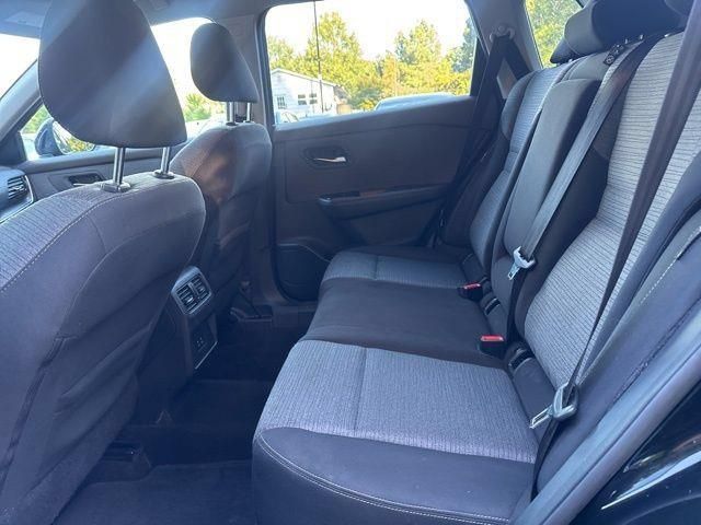 Used 2021 Nissan Rogue SV AWD/4WD image 21