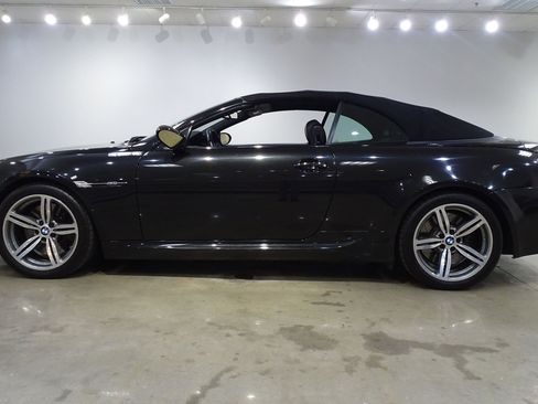 Used 2007 BMW M6 Convertible RWD image 6