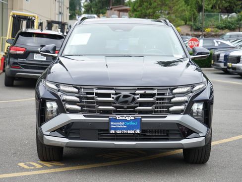 Used 2025 Hyundai Tucson Limited AWD/4WD image 2