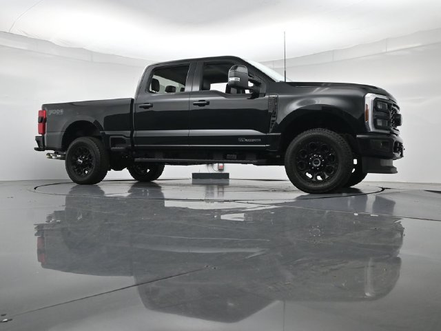 New 2026 Ford F350 Lariat w/ Black Appearance Package AWD/4WD image 39