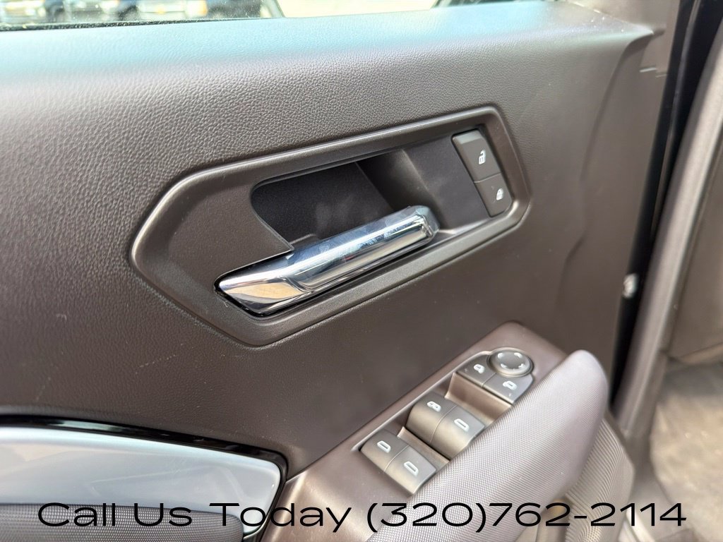 Used 2026 Chevrolet Colorado Z71 AWD/4WD image 15
