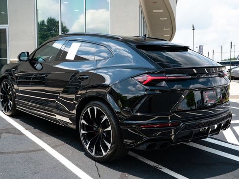Used 2021 Lamborghini Urus AWD/4WD image 18