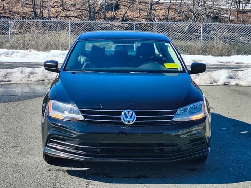 Used 2015 Volkswagen Jetta S image 2