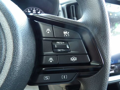 Used 2026 Subaru Crosstrek 2.5i Premium AWD/4WD image 19