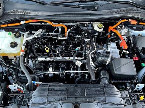 Used 2025 Ford Escape SE w/ PHEV Premium Package FWD image 29