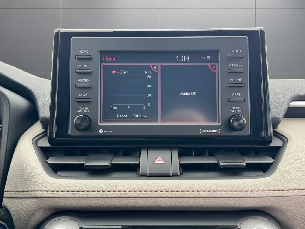 Certified 2021 Toyota RAV4 XLE w/ Convenience Package AWD/4WD image 21